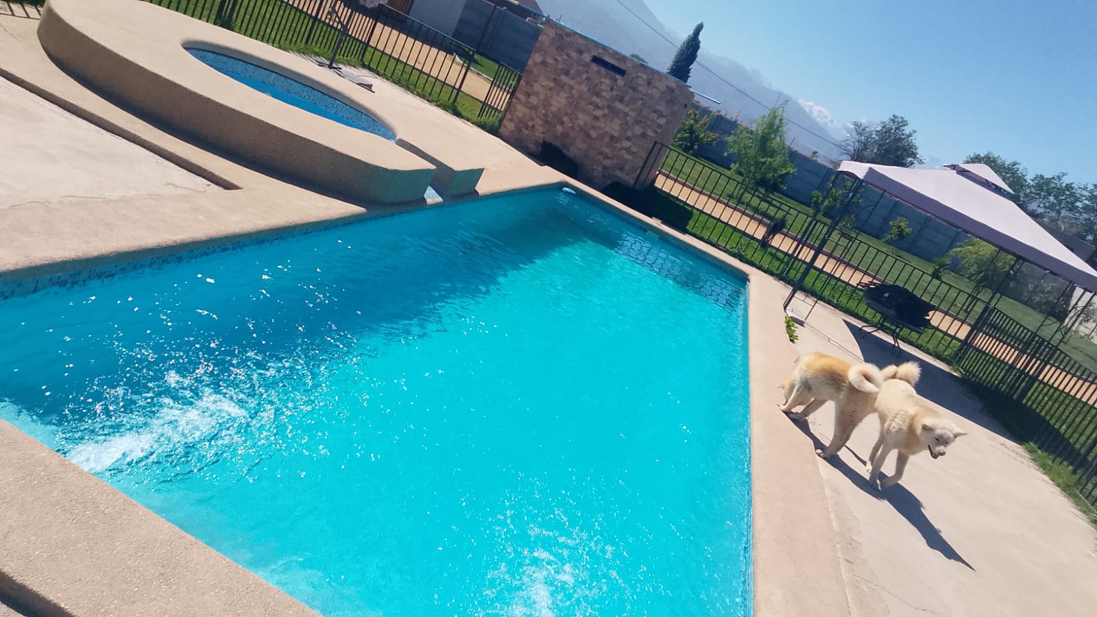 Piscina 10 × 3,30 m